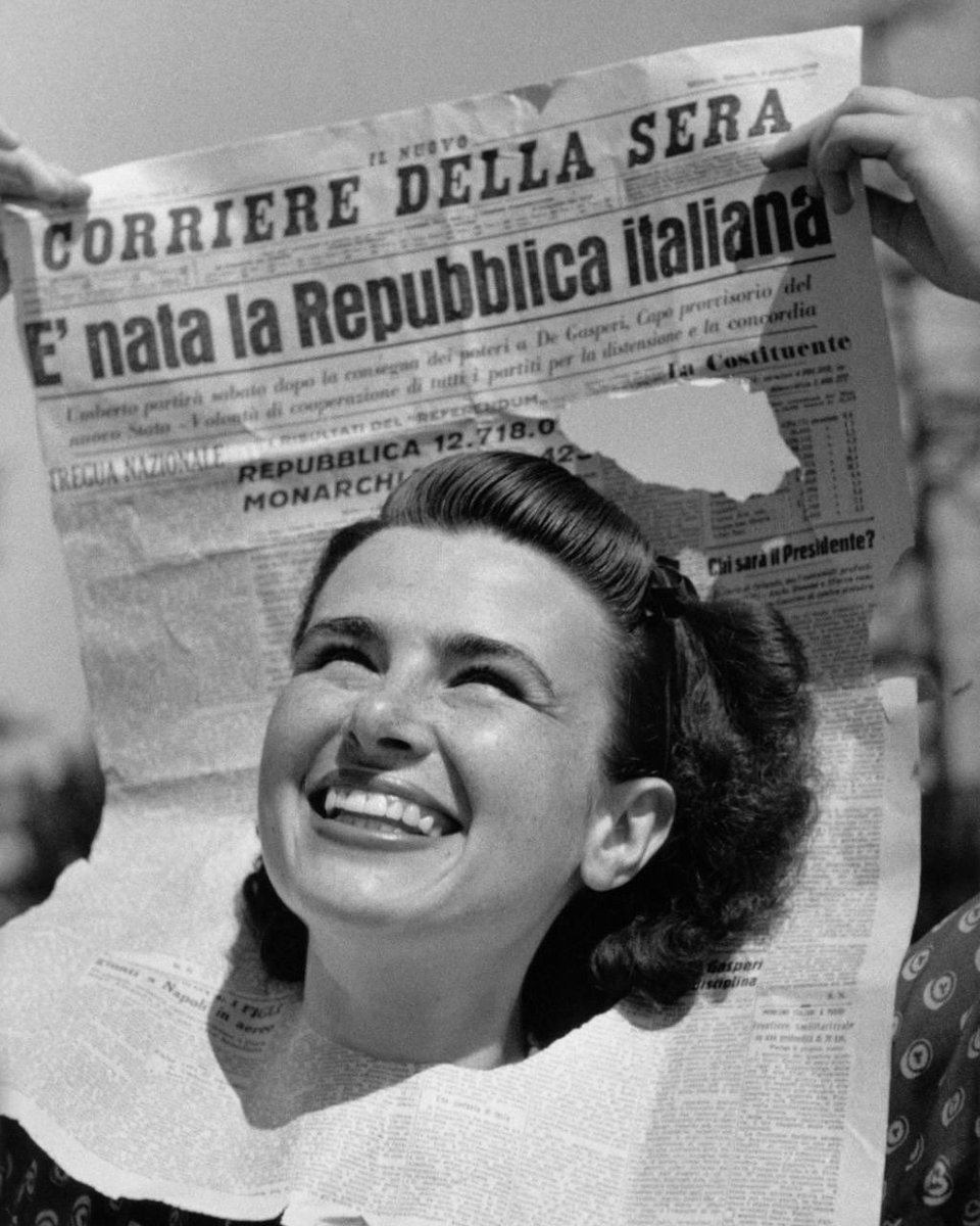 Sapete la storia dietro questo scatto? 📸🇮🇹
Buona festa della Repubblica!