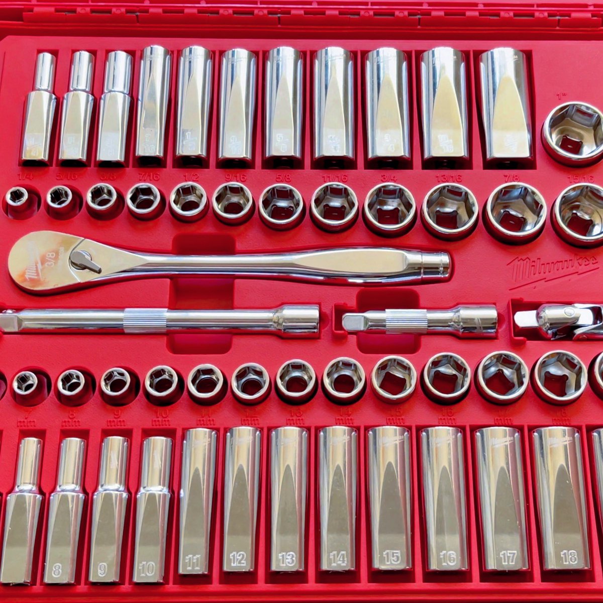 roberts_customs's tweet image. New tools, endless possibilities! ✨ Introducing our latest addition to the toolbox – a 56-piece Milwaukee socket set from Amazon Warehouse Deals. We couldn&apos;t resist #MilwaukeeTools #SocketSet #ToolboxEssentials #AmazonWarehouseDeals #DIYEnthusiast #HomeProjects #GetItDone