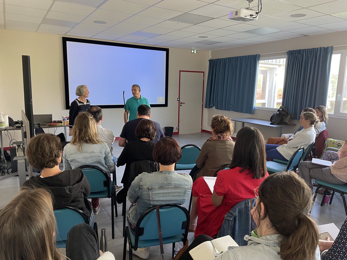 On est très content d’accueillir Juan Ruiz venu nous parler d’écholocalisation, d’orientation, de mobilité…