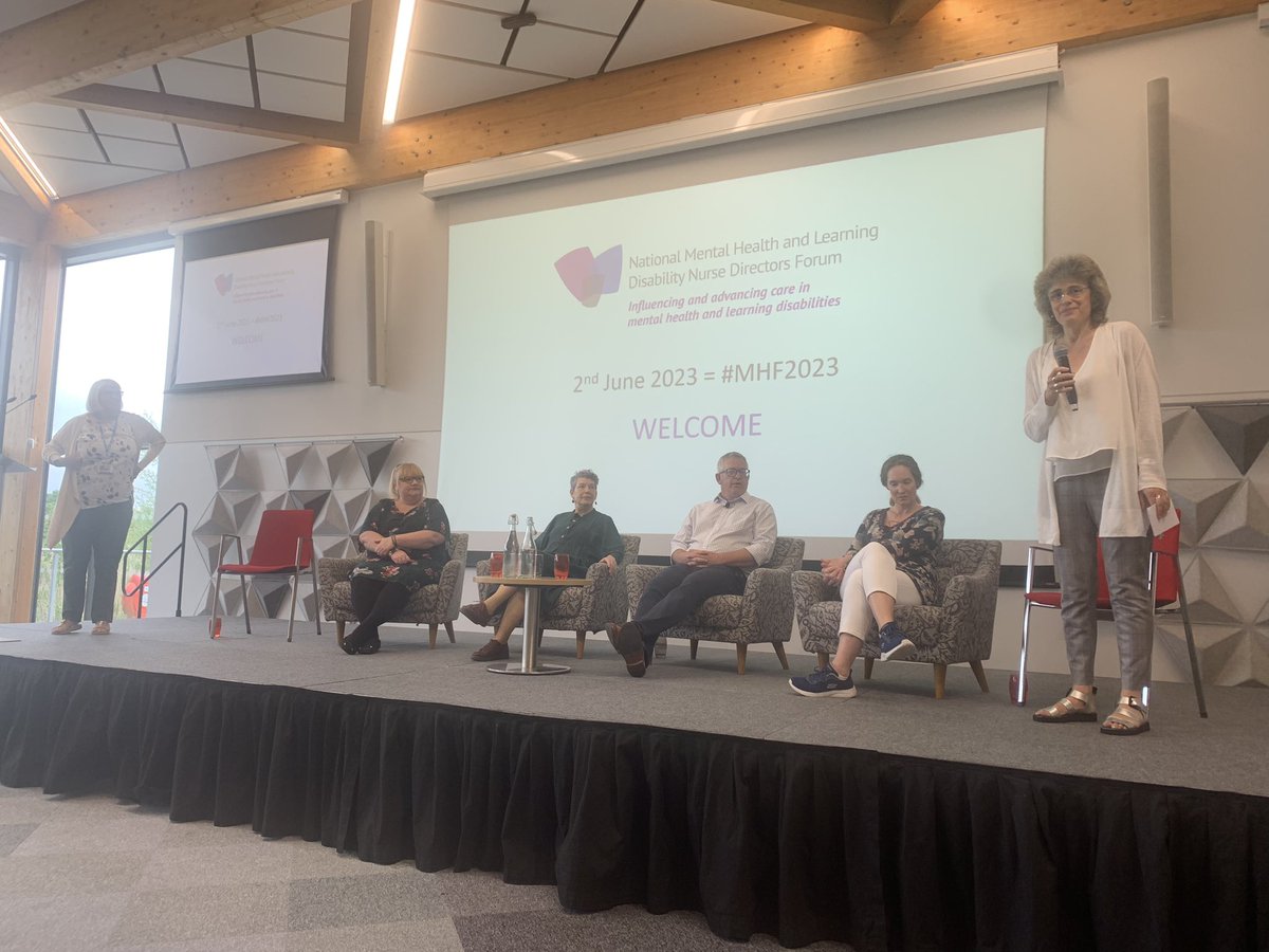 Kicking off our summer National Mental Health &Learning Disability Nurse Directors forum. Our very own @nichollm participating in a Schwartz round @mhldforum @CWPT_NHS #MHF2023