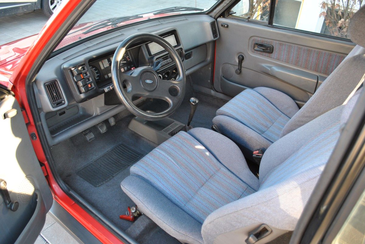 #Ford Fiesta XR2 (1988)
(I___IO⎼⎼ᴖ⎼⎼OI___I)
Soundtrack: Patti LaBelle – Stir It Up
suchen.mobile.de/auto-inserat/f…