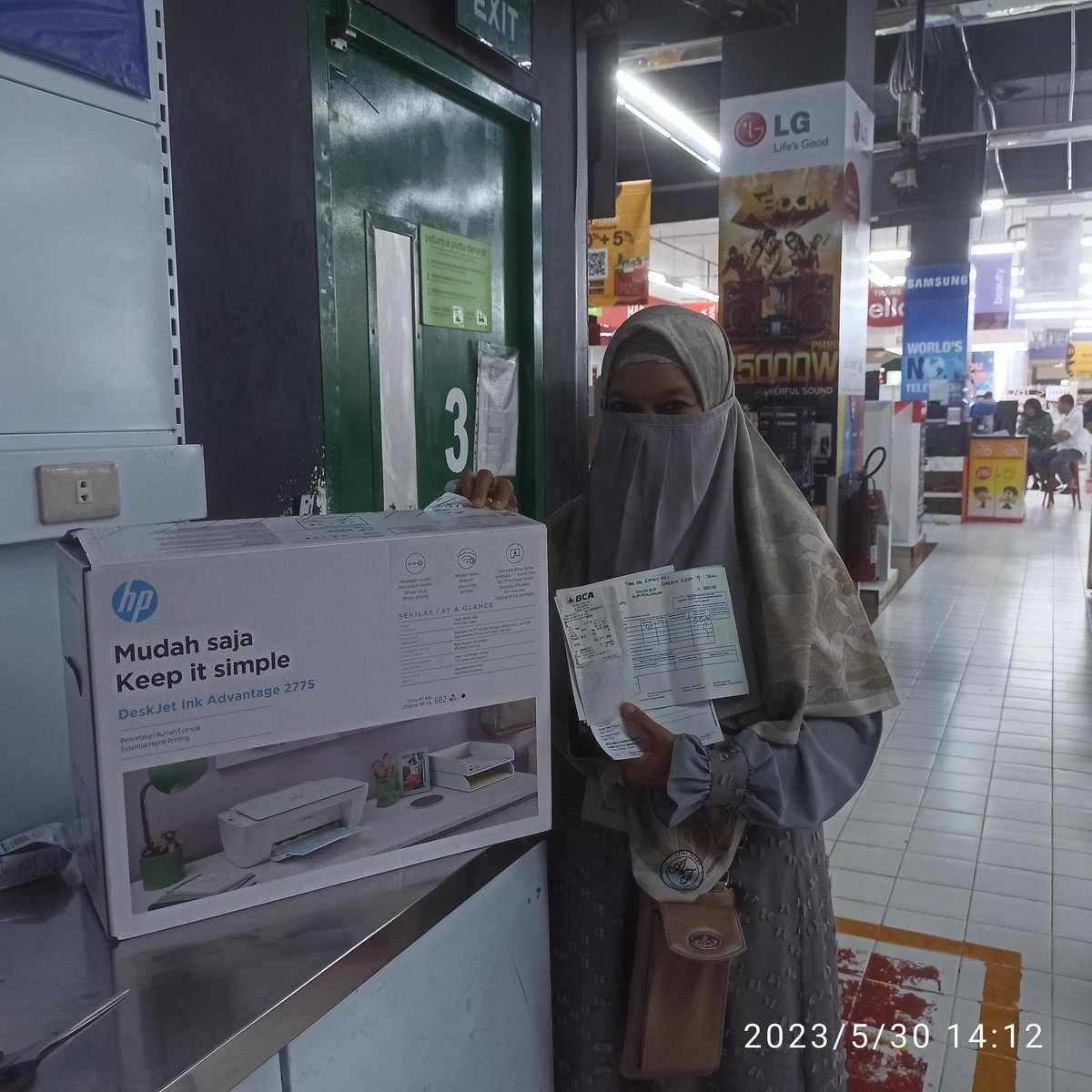 Terimakasih Customer setia saya sudah Transaksi Laptop dan Printer, di #TransmartCibinongCityMall 
Senang sekali atas kunjungan Anda
<a href="/Transmart_IND/">Transmart</a> 
<a href="/HPSupport/">HP Support</a> 
<a href="/HP/">HP</a> 
<a href="/hanyaHPuntukku/">Broken link hijack</a> 
<a href="/Lenovo_ID/">Lenovo Indonesia</a>