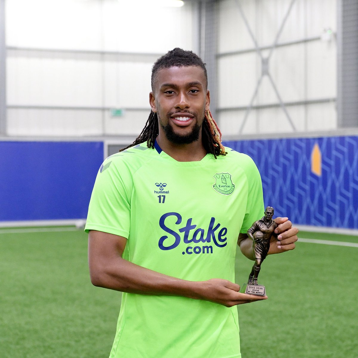 Men's Players' Player of the Season: Alex Iwobi. 🇳🇬

#EFC 🔵 <a href="/alexiwobi/">Alexander Iwobi</a>