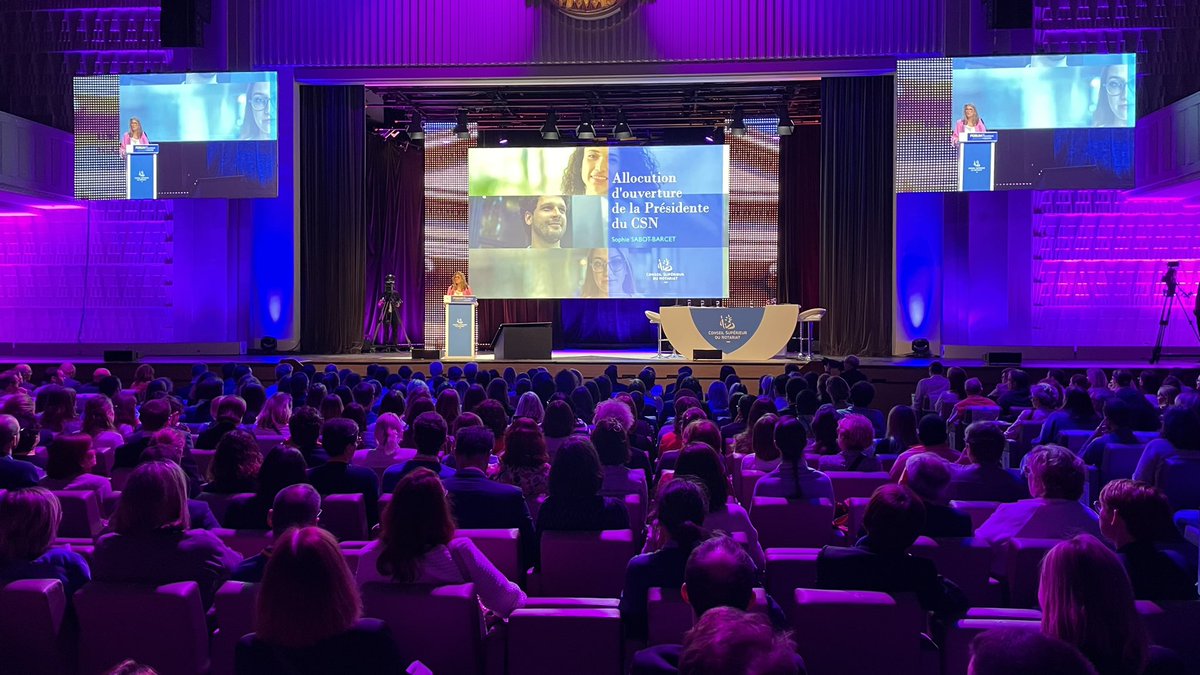 Ouverture de la journée consacrée aux nouveaux #notaires, organisée par le #CSN, par Sophie <a href="/SabotBarcet/">Sophie Sabot-Barcet</a>, <a href="/Presidente_CSN/">Présidente du CSN</a> qui dresse le bilan des 7 ans de la #LoiCroissance en présence <a href="/E_DupondM/">Eric Dupond-Moretti</a>, garde des Sceaux <a href="/justice_gouv/">Ministère de la Justice</a>.