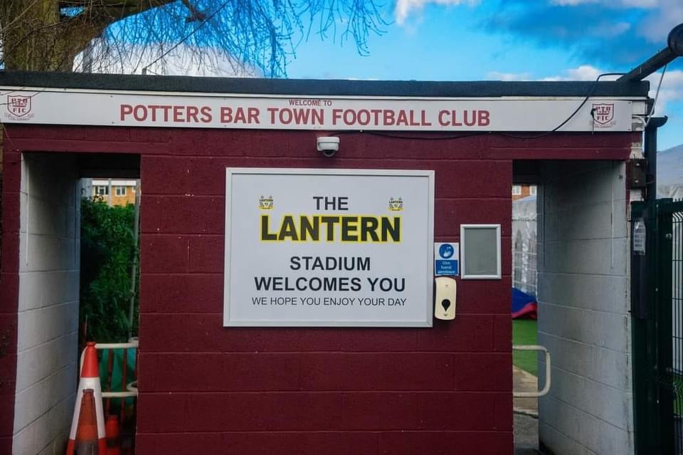 isthmian.co.uk/salamis-star-r… Salamis star Ryan moves to the Scholars

Ryan Hervel is new at Potters Bar Town

#IsthmianLeague #PitchingIn #PottersBar