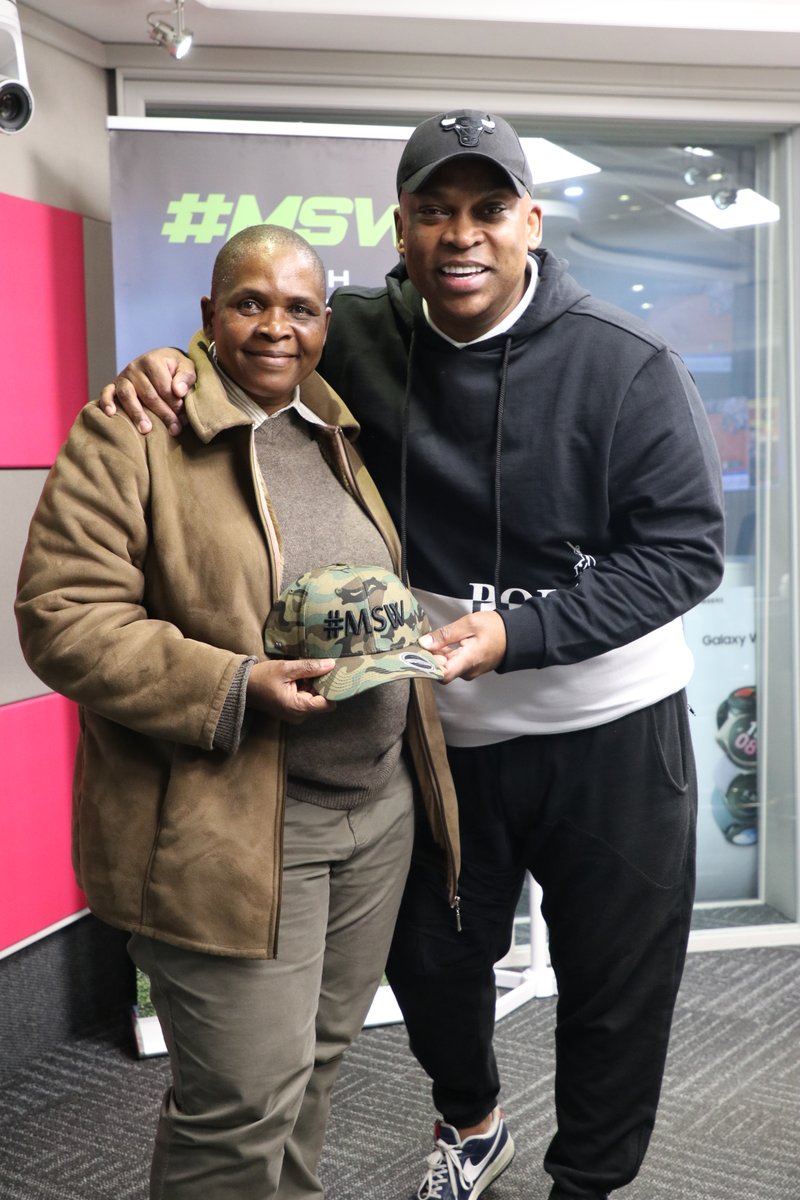 🎙️@robertmarawa in discussion with Netball World Cup 2023 Board Chairperson Patience Shikwambana.

🎥 Watch full interview: buff.ly/43kPnMF

#RobertMarawaOn947 #MSWOn947

📻Weekdays | 6pm
947.co.za