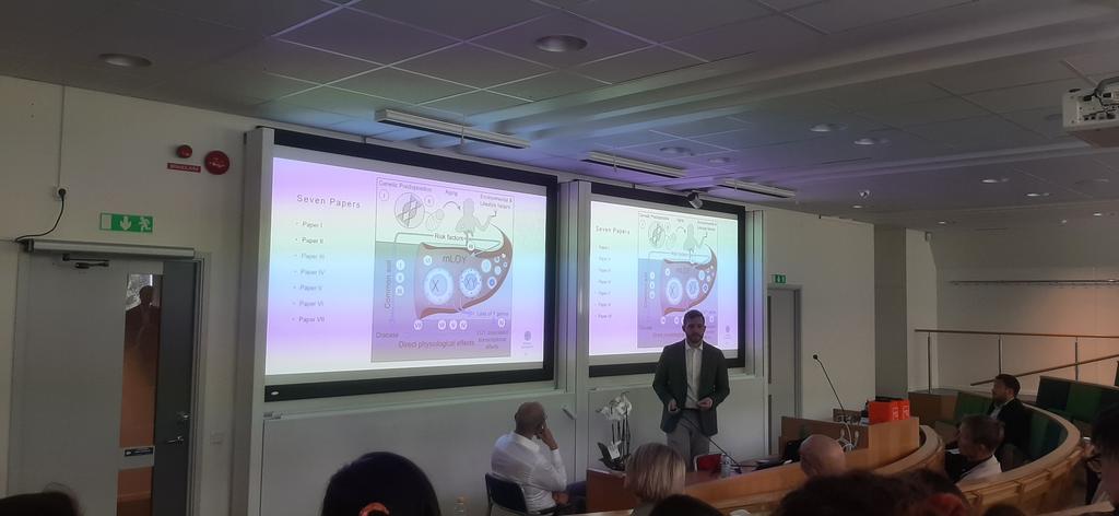 Julia Höglund (@juliahoglundbio) on Twitter photo happy to be briefly back in Sweden at <a href="/IgpUu/">IGP_UU</a> attending Jonas' defense covering somatic loss of Y.
PhD student in <a href="/LarsForsberg/">Lars Forsberg</a> s group and discussing his work with faculty opponent <a href="/andganna/">Andrea ganna</a>
So happy for him 🤗🧬💪
Really nice work! happy to be briefly back in Sweden at <a href="/IgpUu/">IGP_UU</a> attending Jonas' defense covering somatic loss of Y.
PhD student in <a href="/LarsForsberg/">Lars Forsberg</a> s group and discussing his work with faculty opponent <a href="/andganna/">Andrea ganna</a>
So happy for him 🤗🧬💪
Really nice work!