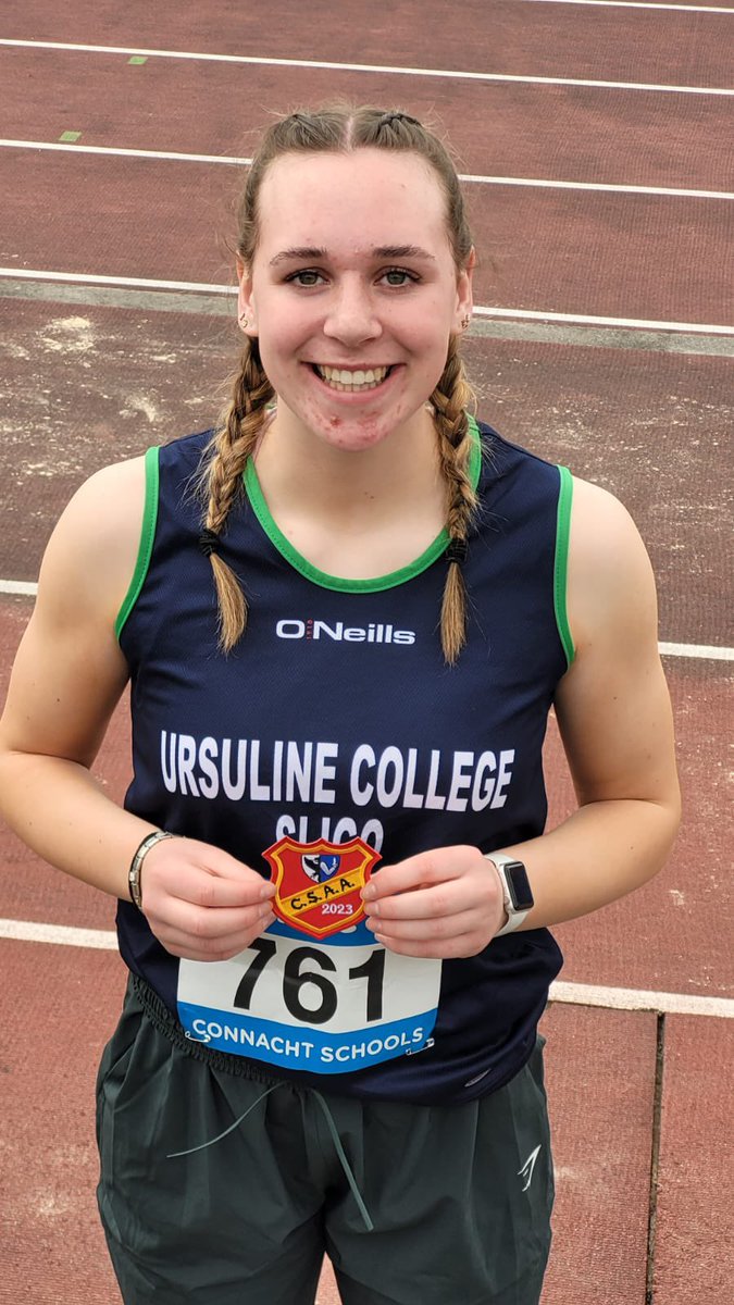 Best of luck to Caoimhe Daly (800m), Emma Carroll (1500m) and Orna Murphy (Long Jump) who will take part in the All Ireland schools finals tomorrow in Tullamore🏃‍♀️💪🤞#weareucs #athletics @lecheiletrust1