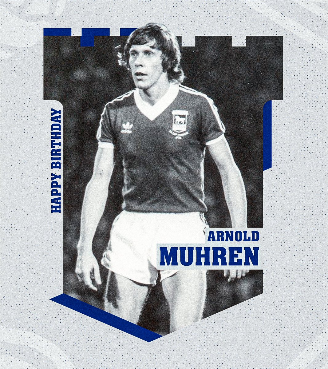 🥳 Wishing Arnold Mühren a very happy 72nd birthday! #itfc