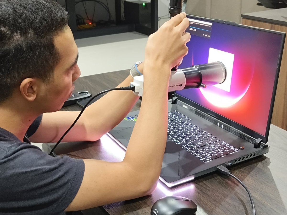 han_bangkok's tweet image. Today I had brought my Asus Rog Strix Scar 18 to calibrate screen and then had found out that the 18 inch screen can get DCI-P3 as high as 94%, and Delta E less than 0.1.
Great work Asus.
#asus
#asusrogstrixscar18
#asuslaptop