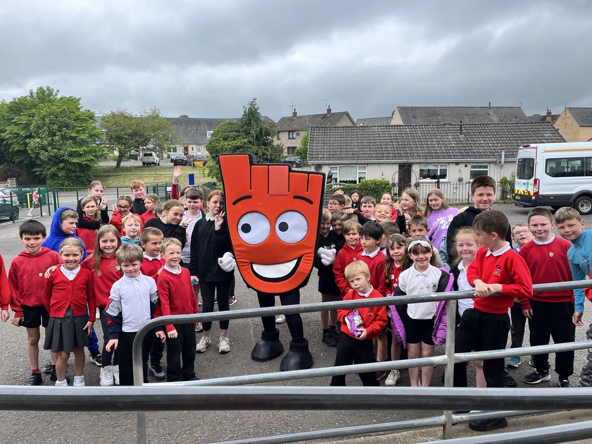 The children enjoyed their Playground Games sessions with <a href="/livingstreets/">Living Streets</a> as part of our Health Week activities. #play #outdoors #PROMISE