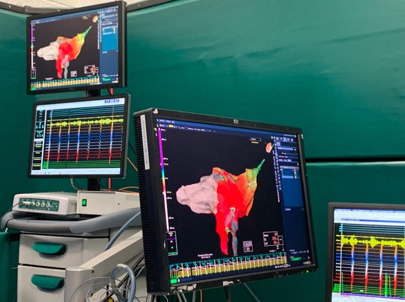 Dick Vet Equine tweet media