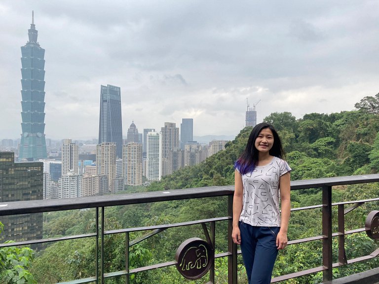 Did you know that IU has been named a top-producer of Fulbright Scholars? Applications are due August 28th! Learn about the Fulbright Program and how to apply by attending an online information session this month: go.iu.edu/4O3d