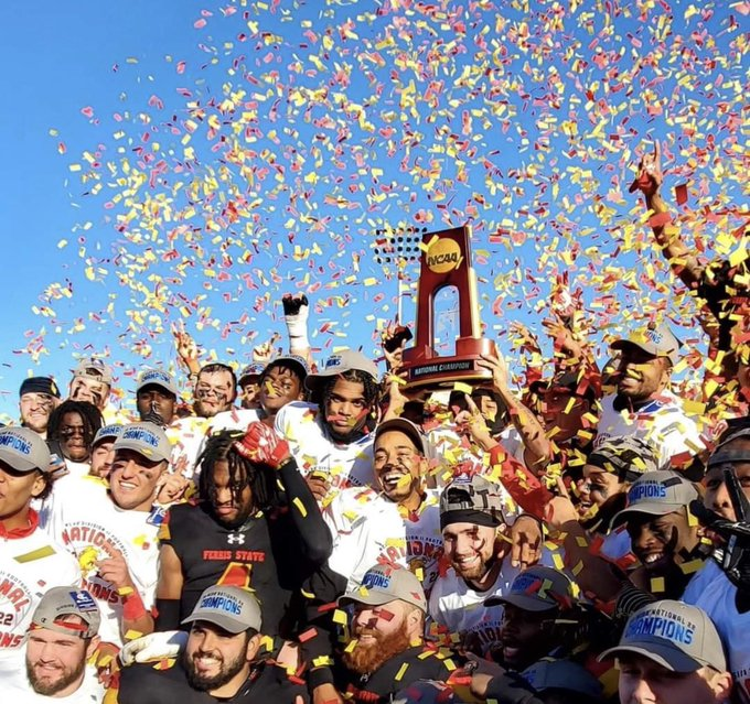 Evan Curtiss tweet media