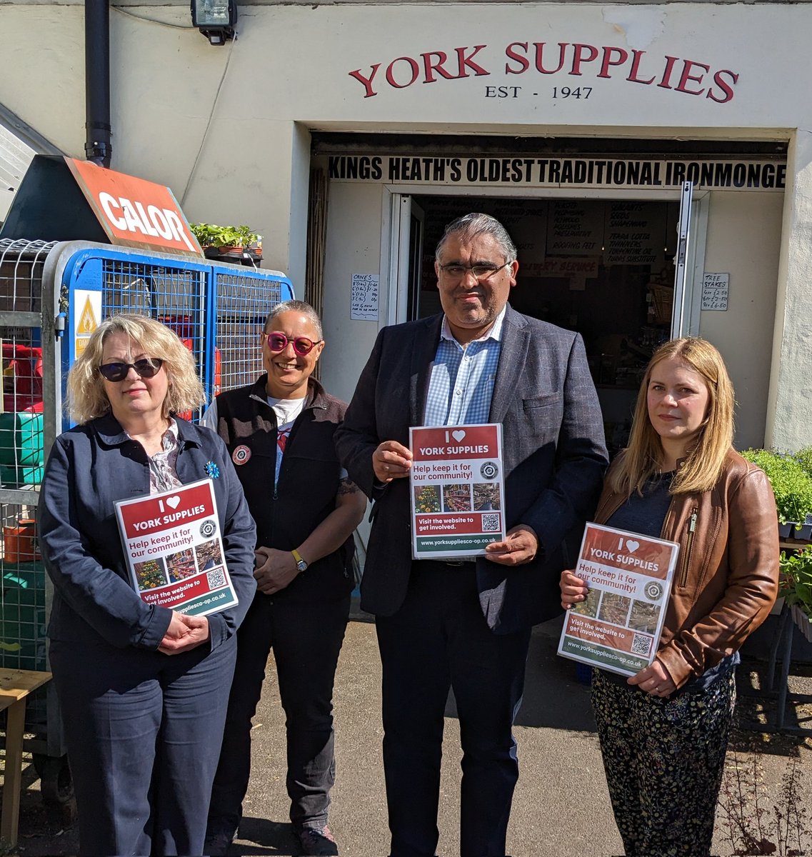Great to visit Yorks Supplies in Kings Heath to pledge my support for the community takeover of this historic shop with deep ties to the local community. 

Be sure to visit them this weekend for some lovely plants and whatever you might need to spruce up the house or garden!