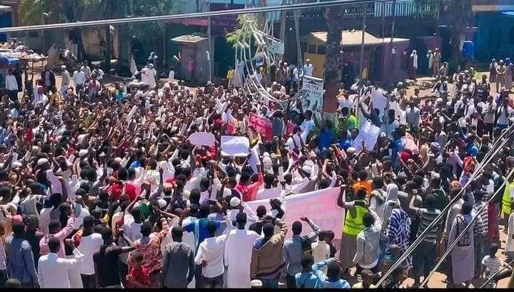 MohammedX53's tweet photo. Today, the Muslim community in Dalocha District of Silte Zone stands united against the unjust mosque demolition. They raise their voices in protest, demanding their rights and freedom to practice their faith.

Add this hashtages 
 #StandWithEthiopianMuslims #StopMosqueDemolition https://t.co/rdTi1GLcVg