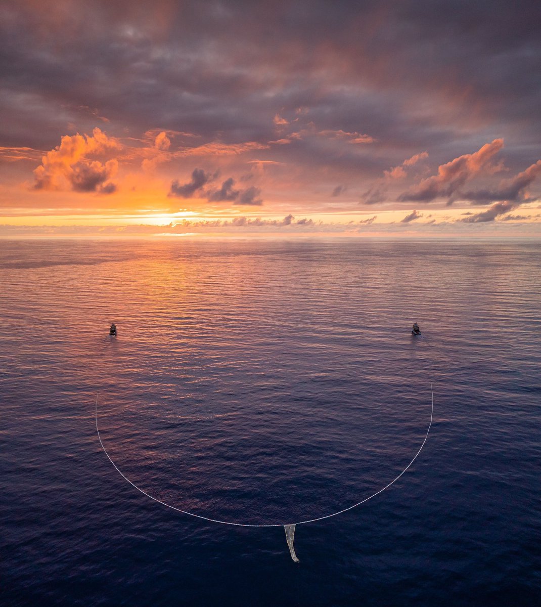 System 002/C at 26° 54.5’ N / 138° 53.5’ W on May 17th, 2023.