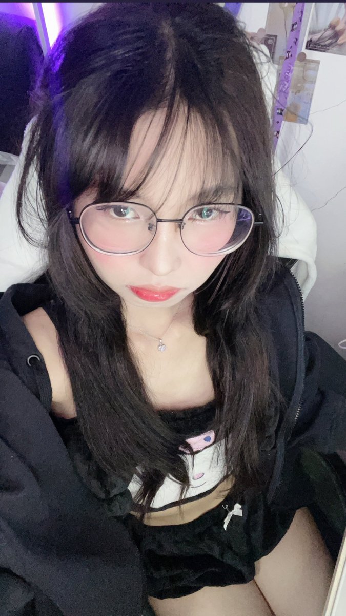 lilith on Twitter "☀️ 🌙 https //ganknow /lilith"