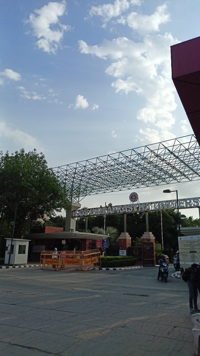 noslopinfinite's tweet image. Had a fantastic experience at HackON! ✨🚀 #hashtech23

 Although we didn&apos;t win, making it to the top teams feels incredibly rewarding.

#HackathonExperience #TeamWork #Achievements