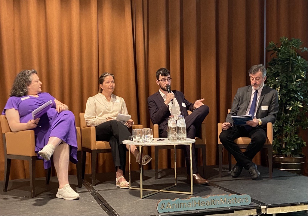 CEJA Young Farmers (@_ceja_) on Twitter photo This week
📌VP Doris Letina at #FutureFarmingDay Final Conference of #ParteciPAC22 on new #PAC.
📌President <a href="/diana_petroio/">Diana Lenzi</a> at EU #AgriResearch on #research,#innovation and #skills.
📌VP <a href="/TaeSavesLives/">Thomas Duffy</a> at <a href="/animalhealthEU/">AnimalhealthEurope</a> event on #AnimalWelfare.
Positions➡️bit.ly/3qmTTvx This week
📌VP Doris Letina at #FutureFarmingDay Final Conference of #ParteciPAC22 on new #PAC.
📌President <a href="/diana_petroio/">Diana Lenzi</a> at EU #AgriResearch on #research,#innovation and #skills.
📌VP <a href="/TaeSavesLives/">Thomas Duffy</a> at <a href="/animalhealthEU/">AnimalhealthEurope</a> event on #AnimalWelfare.
Positions➡️bit.ly/3qmTTvx