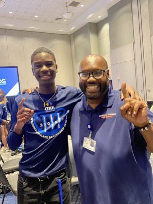 Charles Ament tweet media