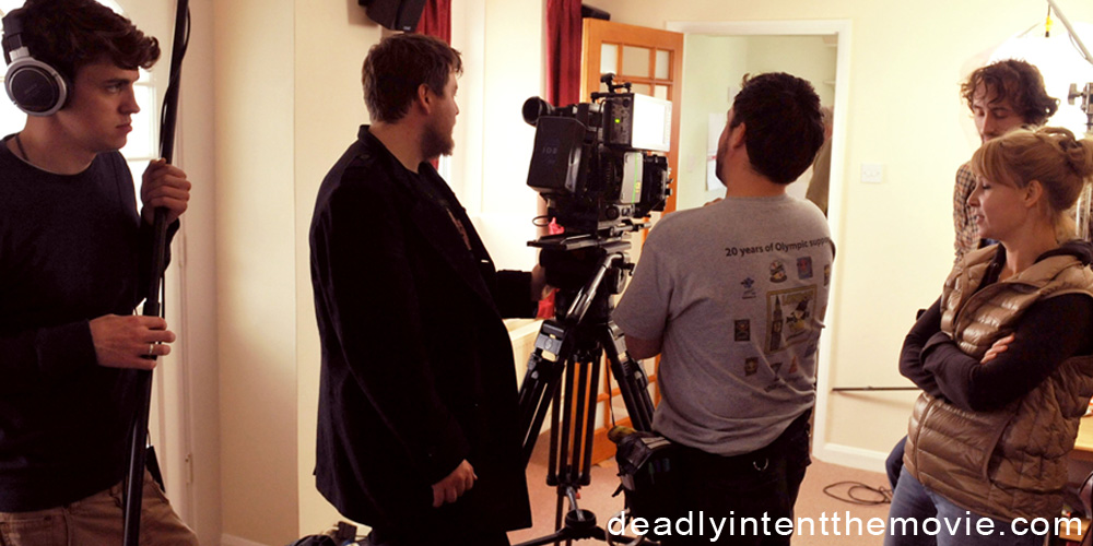 DeadlyIntentmov's tweet photo. DOP is all set for. filming the next scene in  #deadlyintent #horror #Amazon prime
https://t.co/RYKoTBdUn3 https://t.co/NGYBTLZuiz