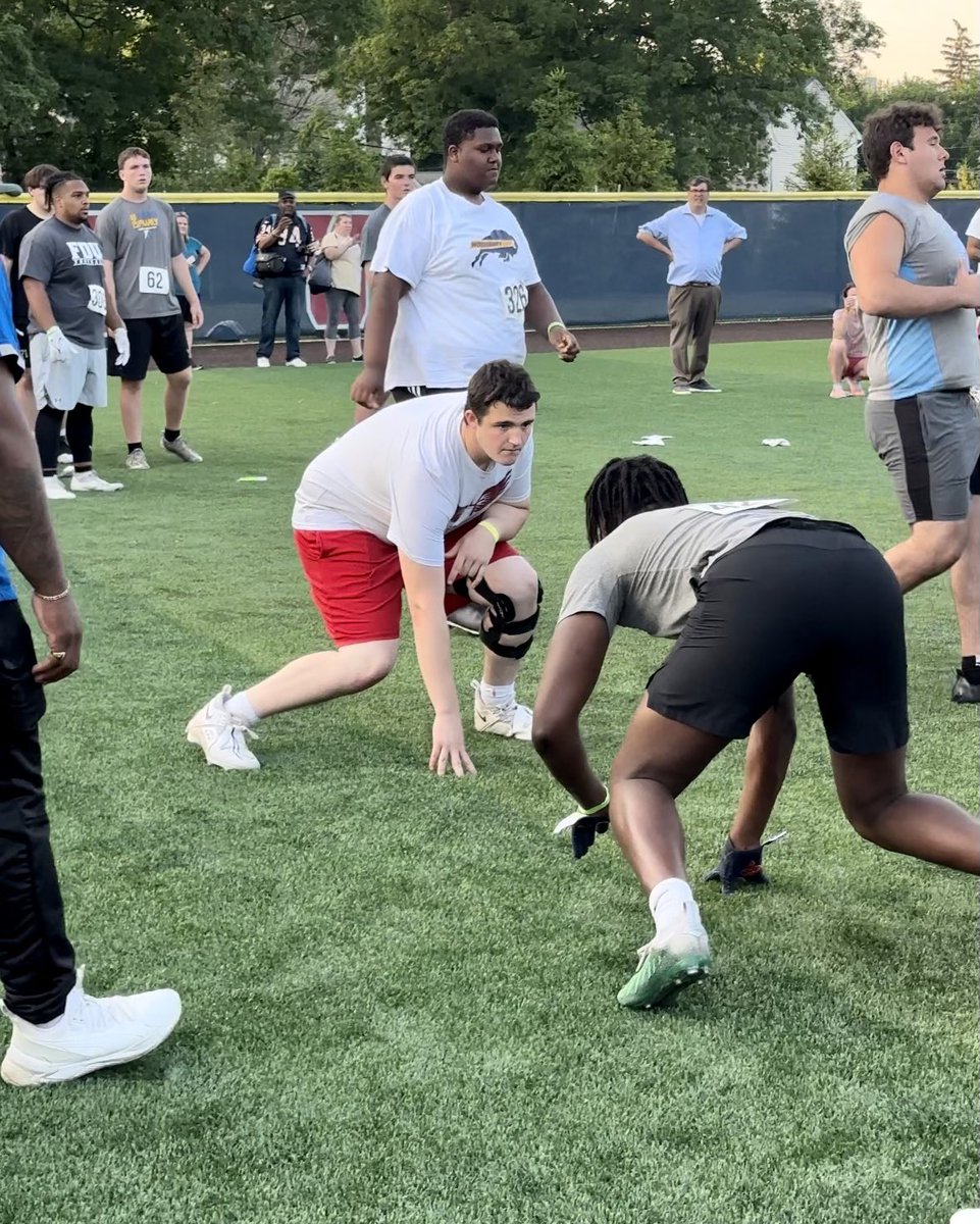 Not 1, not 2 but 3 camps already for big Will Conover (Class of ‘25) this spring! Keep up the great work!
#JoinTheFlight