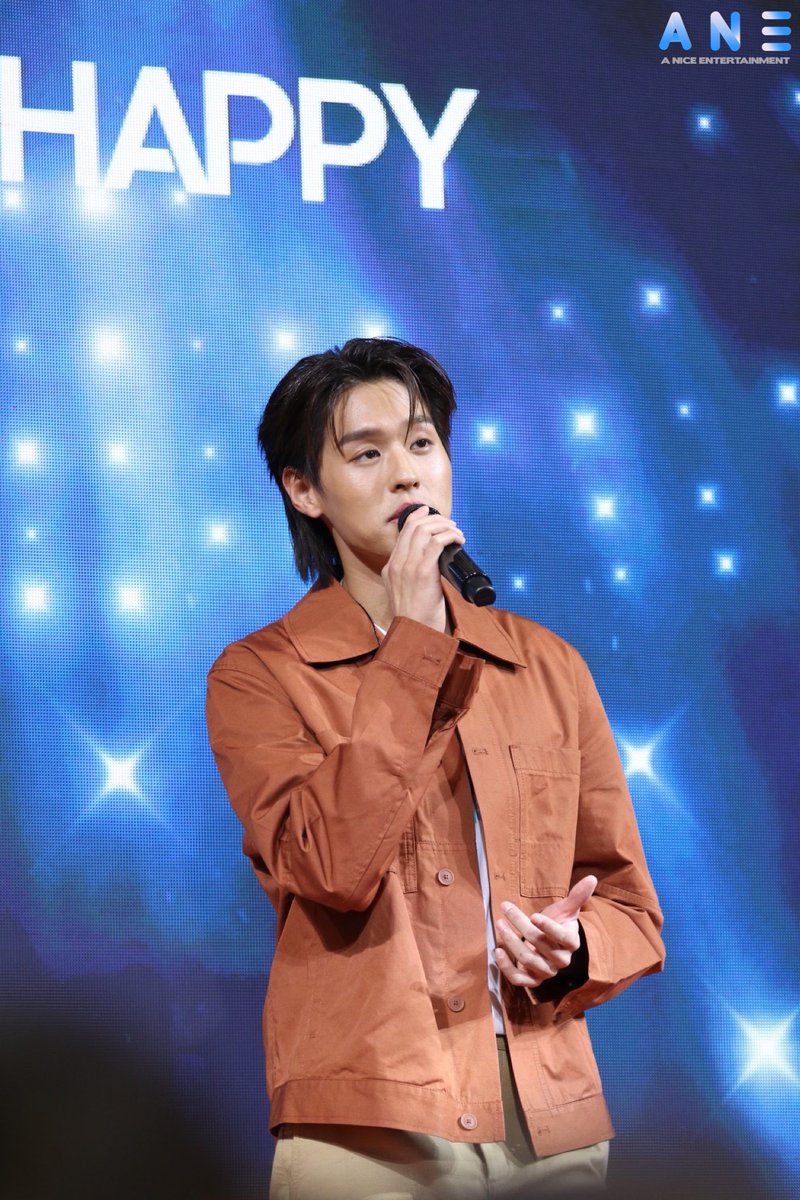 ANiceEnt's tweet image. บิวกิ้น พร้อมโชว์สุดพิเศษในงาน​ "​AP HAPPY DAY" ในแคมเปญ​ "เลือกชีวิตดีๆ ที่ HAPPY" ของ  AP Thailand 

#bbillkin #BillkinxAP #APHAPPYDAY
#APThai #ชีวิตดีๆที่เลือกเองได้ #เลือกชีวิตดีๆที่Happy #APNewHome2023 #APThaiUpdate2023