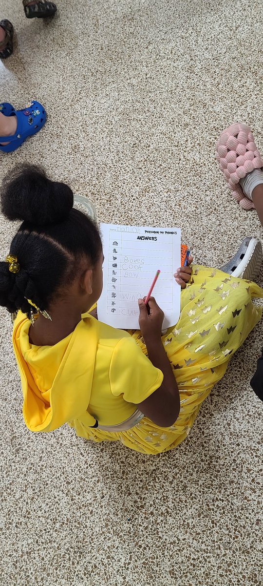 WBPBruins's tweet image. First Grade @Pokemon Day has begun! Our students  are up, moving, and reviewing phonics skills in this Pokemon Go inspired QR code scavenger hunt. Will they &quot;Catch &apos;em all&quot;? #WalkinginBruinPride #engageCPS