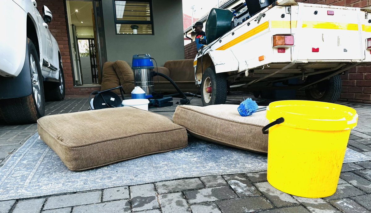 degreedwash's tweet photo. Get your car and home cleaned with our professional mobile cleaning services - WhatsApp or call us on: 0781551373

We are based in Potchefstroom

#DrNandiphaMagudumana Riplesiba #EdwinSodi https://t.co/Sj9wciSMP1