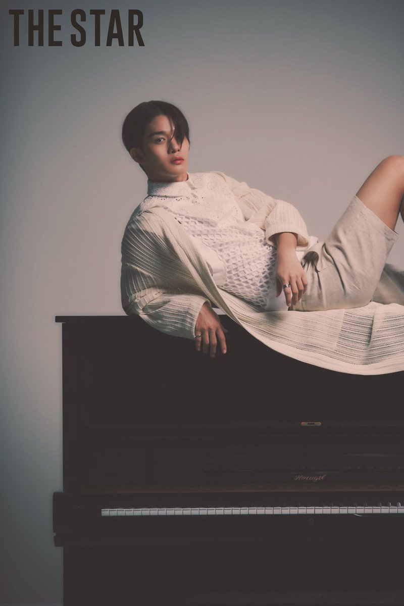 junmyeonfriends's tweet photo. [INTERVIEW] The Star Magazine (BJY CUT)🤍

Q: What does performance mean to Bae Jinyoung?

🐱 My everything, My whole life. FIX and performing on stage are things you can never separated from me.

#CIX #BAEJINYOUNG #배진영
©️jrdjrdnsk https://t.co/aEu92eWtVi