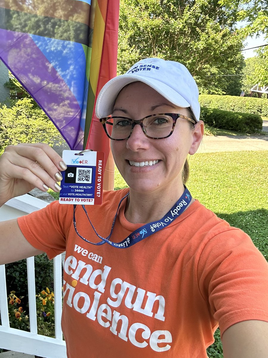 Headed to Franklin this morning to register voters at the rally to Protect Kids Not Guns. 
#NationalGunViolenceAwarenessDay
#EndGunViolence #DoctorsForGunSafety #WearOrange #PrideMonth