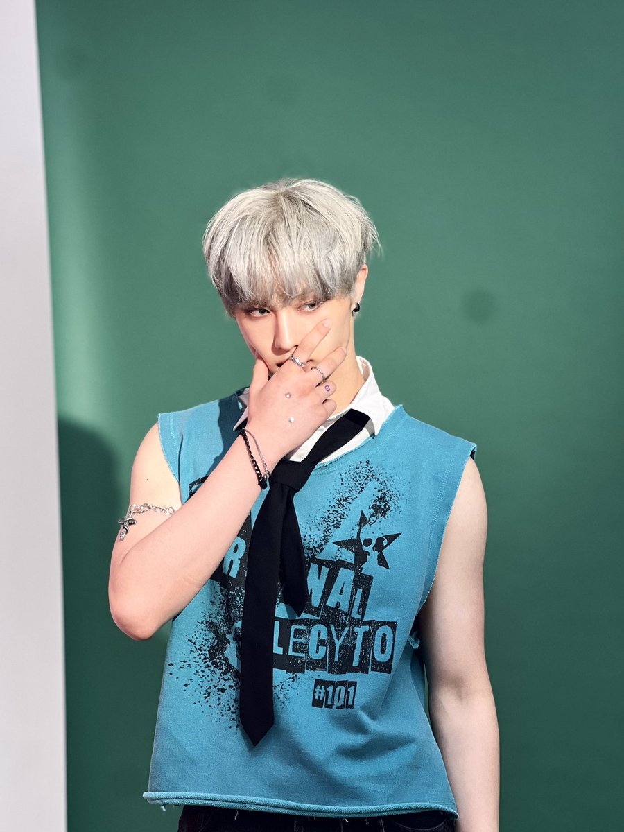 Ali On Twitter in A Perfect World He Is The Face Of 4th Gen Boy Groups k-pop-3rd-gen-group-history-of-most-viewed-music-videos-2012