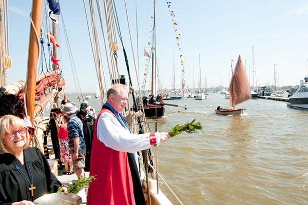 Blessing of the waters this Sunday at 11:30am. Feel free to come along watch and be part of this colourful, centuries old tradition at the Town Hard.🛟⚓️🗿 @BlessWatersBsea