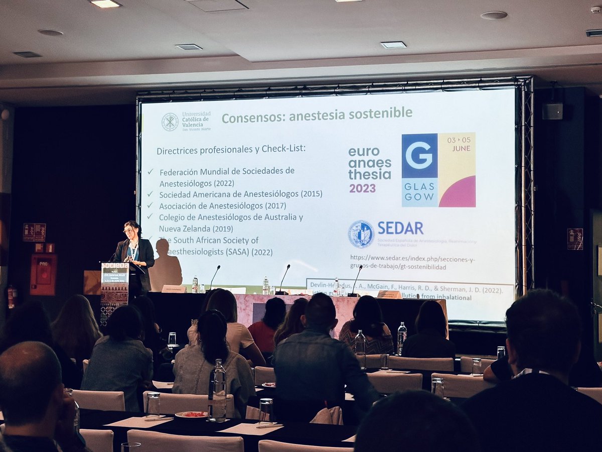 Sostenibilidad en #anestesia veterinaria. Primera conferencia del 17° Congreso Nacional de <a href="/_SEAAV/">SEAAV</a>
Una charla fantástica de la Dra. Rocío Fernández, del HCV de <a href="/UCV_svm/">Universidad Católica de Valencia</a> 
Mención al trabajo que están haciendo <a href="/sedar_es/">SEDAR</a> y <a href="/AnaGimenoM/">Ana Gimeno</a> #OneHealth