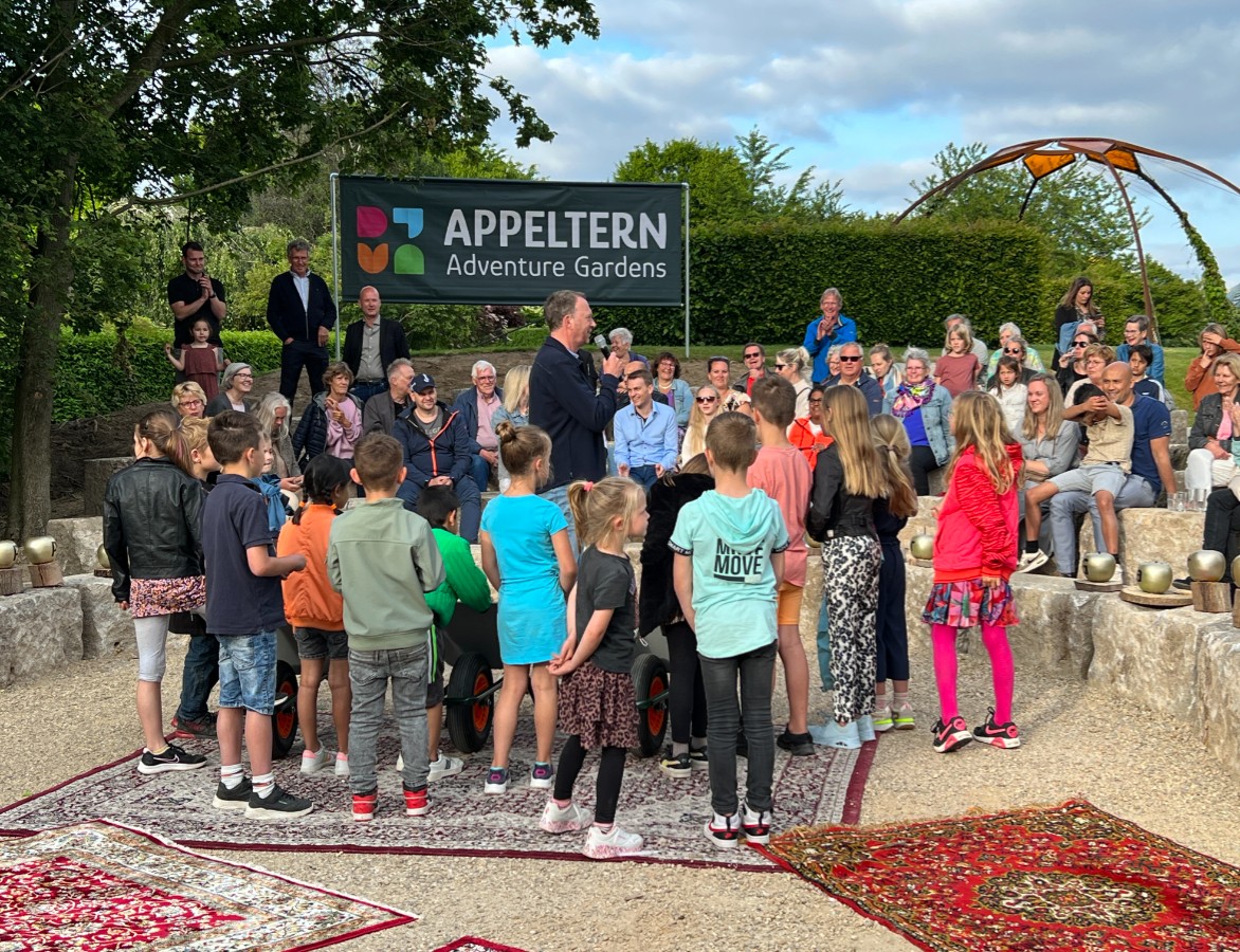 Bloemenpark Appeltern tweet media