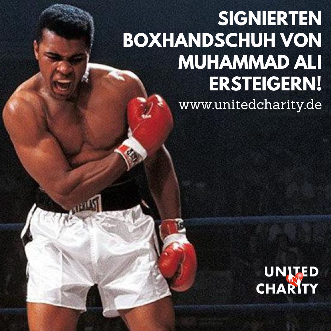 Zum siebten Todestag von #MuhammadAli versteigern wir seinen signierten Boxhandschuh. Der Erlös geht zu 100% an den guten Zweck! Hier mitbieten auf ein Stück Sportgeschichte: unitedcharity.de/Auktionen/Muha… @MuhammadAli #boxen #boxer @BoxSportMagazin @tobiasdrews #Everlast @Everlast_