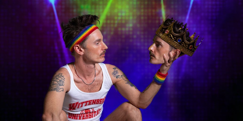 Martin Moriarty (@_martinmoriarty) on Twitter photo I love how <a href="/DickieBeau/">Dickie Beau</a> channels the Village People and Barbra Streisand alongside many notables of the British theatre to make Re-member Me <a href="/Hamps_Theatre/">Hampstead Theatre</a> into a queer meditation on the impermanence of life and art – and a memorial to everyone lost to AIDS in the 80s and 90s. I love how <a href="/DickieBeau/">Dickie Beau</a> channels the Village People and Barbra Streisand alongside many notables of the British theatre to make Re-member Me <a href="/Hamps_Theatre/">Hampstead Theatre</a> into a queer meditation on the impermanence of life and art – and a memorial to everyone lost to AIDS in the 80s and 90s.