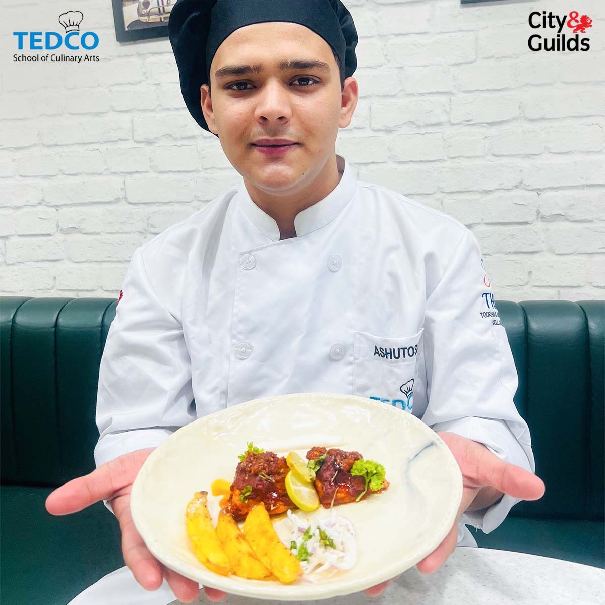 tedcoeducation's tweet photo. Students from our February batch have cooked up a storm with their Harissa Lime Chicken dish as they get into more advanced dishes with multiple elements. 

𝐄𝐧𝐫𝐨𝐥𝐥 𝐢𝐧 𝐃𝐢𝐩𝐥𝐨𝐦𝐚 𝐢𝐧 𝐂𝐮𝐥𝐢𝐧𝐚𝐫𝐲 𝐀𝐫𝐭𝐬 𝐚𝐧𝐝 𝐛𝐞𝐜𝐨𝐦𝐞 𝐚 𝐩𝐫𝐨𝐟𝐞𝐬𝐬𝐢𝐨𝐧𝐚𝐥 𝐜𝐡𝐞𝐟!! https://t.co/2966VZARwL