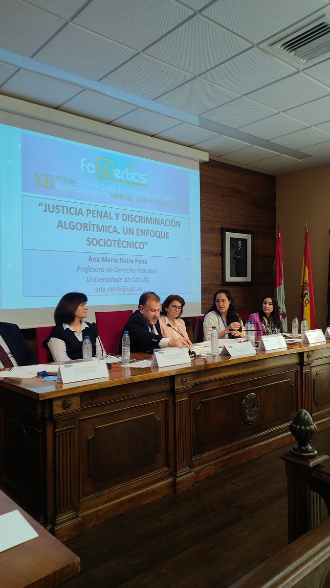 foderticsusal's tweet photo. Justicia penal y discriminación algorítmica. Interviene la Dra. Ana Neira de la Universidad de Coruña (UC)
#fodertics12 https://t.co/3smp4JxSmr