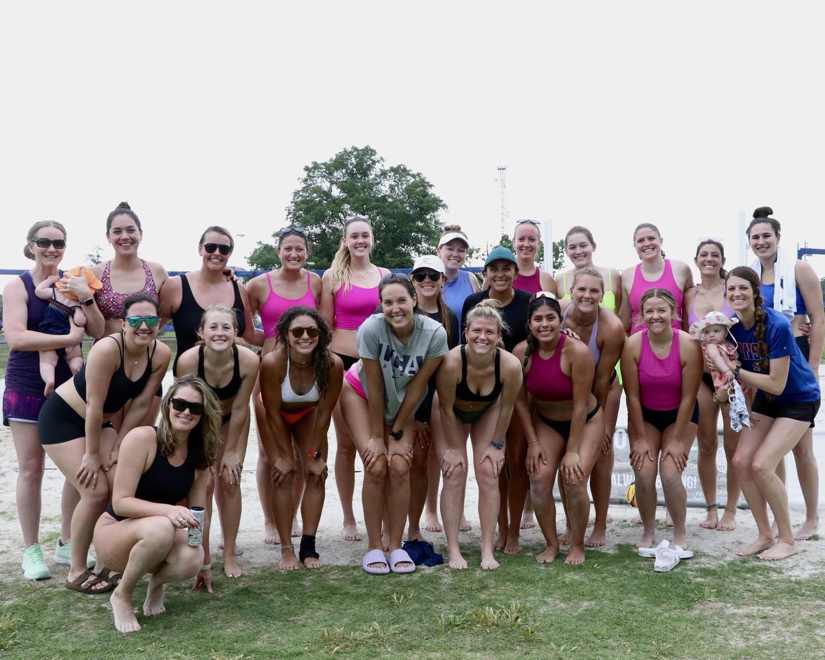 901Volleyball's tweet photo. Please join 901Volleyball on Saturday June 17 for our AVP America Men's &amp; Women's 2v2 Beach Volleyball Tournament at Tobey Park. FMI and to register, please visit https://t.co/g8WaDtMsU1.

@ilovememphis @choose901 @MEM_Parks @MemphisFlyer @welcometo901 @MemphisTravel https://t.co/mmWUnAlGGd