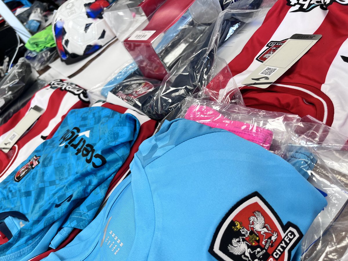 🛍️ Plenty of online @ECFCshop orders are ready to be shipped this afternoon!

🚨 The mega Joma sale continues online and in store. Limited stock remaining 👉 shop.exetercity.com 

#ECFC #OneGrecianGoal