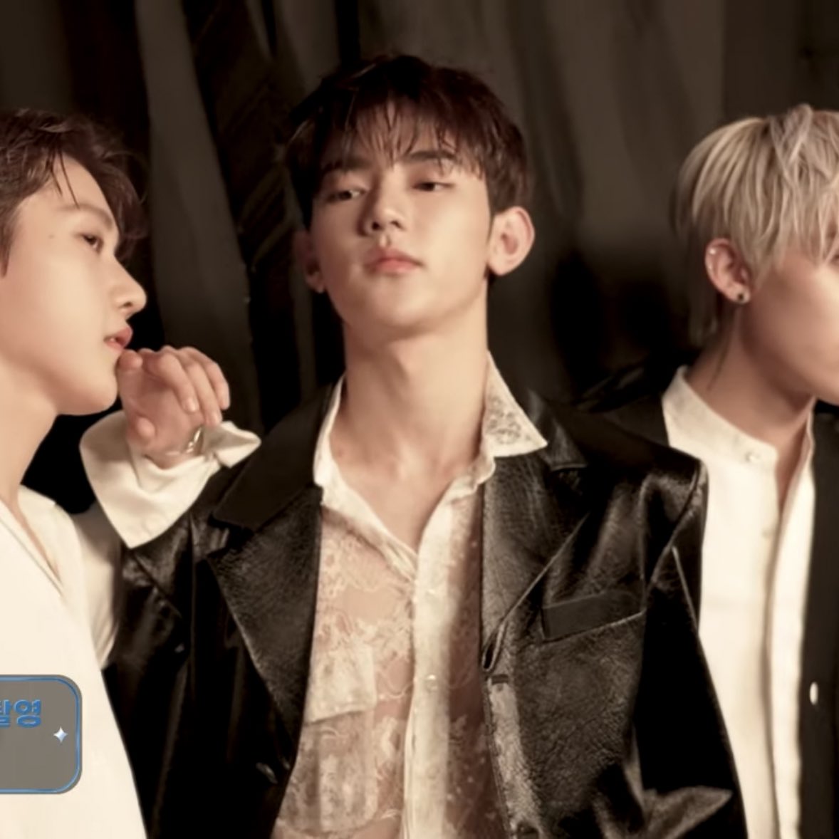 아낰.. 틀자마자 잘생겨서 웃음 나와