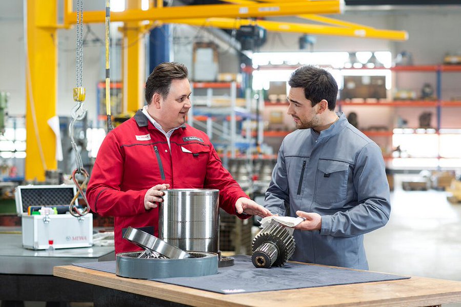 MEWA_PL's tweet image. Matę olejową #MEWAMultitex można wynająć w firmie Mewa. Mata pozwala efektywne zabezpieczać także duże powierzchnie przed działaniem szkodliwych cieczy, takich jak oleje silnikowe, rozpuszczalniki, smary itp. mewa.tm/3Sl9Z1N #Textilsharing #mewa.tm