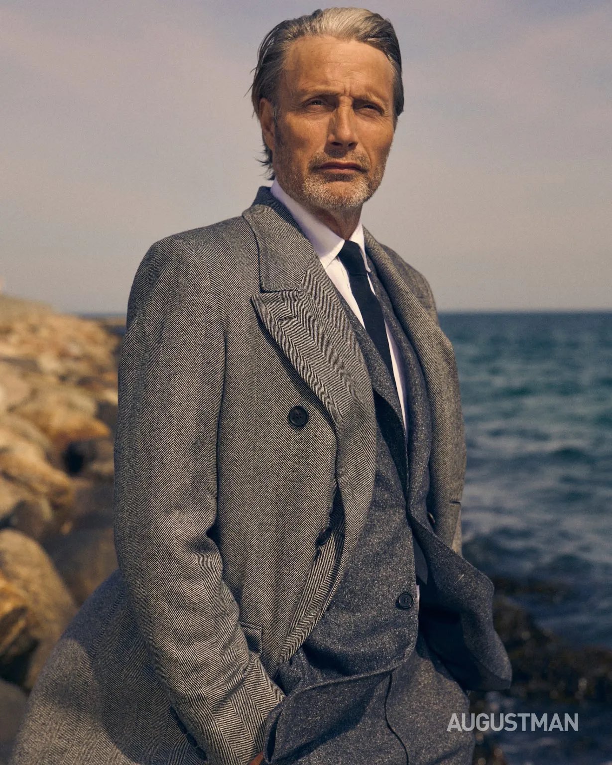 AUGUSTMAN SINGAPORE ISSUE190 マッツ・ミケルセン表紙 料無料 本