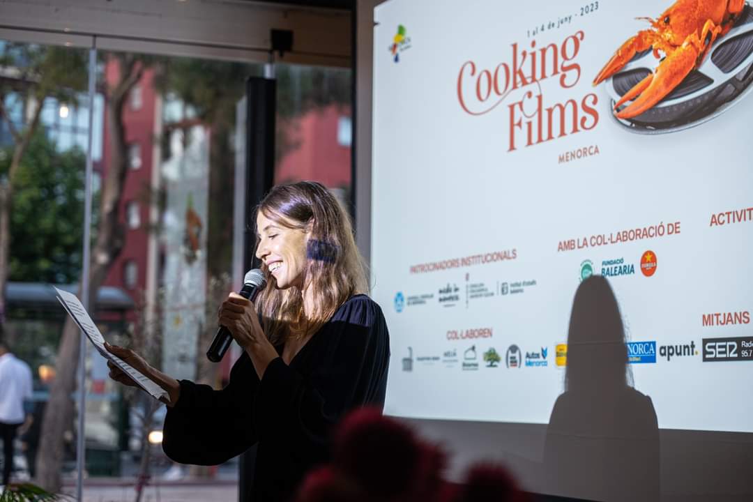 Gran nit ahir per iniciar el #CookingFilms2023 a #SaFactoriadesbaixa🥳. Menú+Peli=TOP. Gràcies <a href="/ruthllopis/">Ruthllopis</a>🥰
🎬  🍽