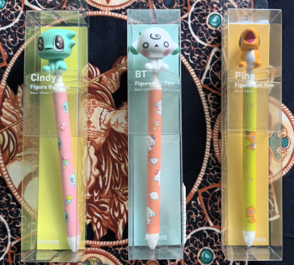 CamiliaJangy's tweet photo. เคลียร์ตู้ของสะสมงับ 
-ปากกาสปูนจึ ซินดี้ ,บีที ,ปิง ด้ามละ 100฿
-ที่คาดผม อันละ 100฿
 ค่าส่ง 35฿ ปณ.อีเอมเอสจ้า
 สนใจ��ับอันไหนเม้นท์ไว้ได้เลยค่า 
#แผงลอยเลิฟ #ตลาดนัดnuest #nuest 
#뉴이스트 #spoonz https://t.co/M66LifqyZn