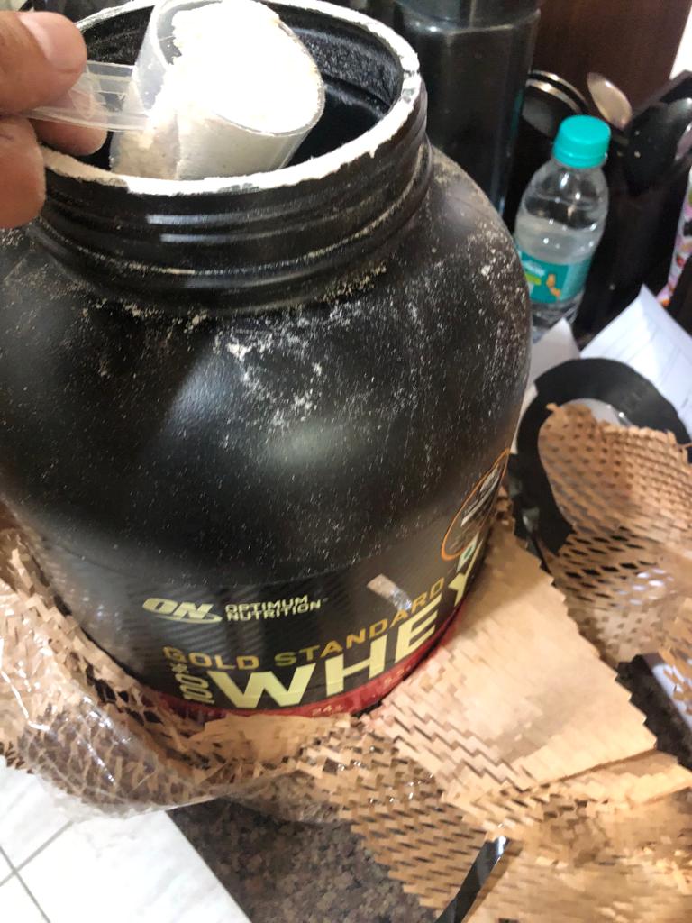 ankitlamba5555's tweet image. Ordered whey protein from HealthKart - chocolate. Got Harmful Atta (Flour) in return 😱
Ordering from @Healthkart can jeopardize your health! 😡 
No help for customer support - raised Ticket No. 685693235467
#HealthkartFail #CustomerSafetyMatters #UnacceptableService #Healthkart