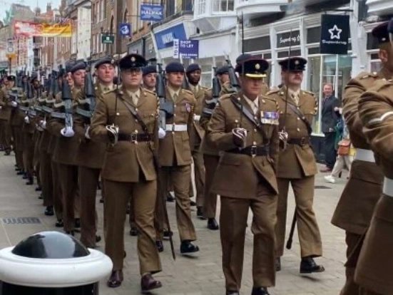 Yesterday 41 members of 6 Regt RLC travelled down to Winchester for the RLC 30 parade. They were part of the 500 strong RLC marching contingent with our Corps Col HRH the Princess Royal as the inspecting Officer. Well done to all that took part #royallogisticscorps #RLC #RLC30
