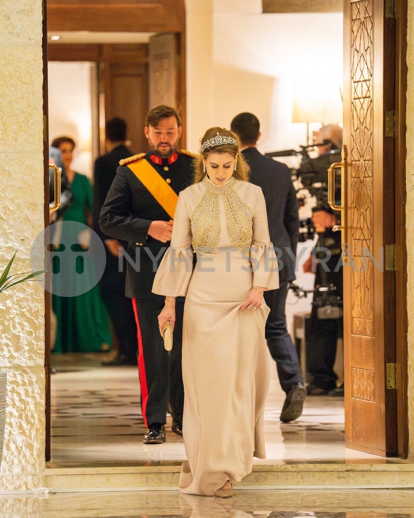 BODA REAL DEL PRÍNCIPE HEREDERO DE JORDANIA Y RAJWA AL SAIF - Página 7 FxnKfffXwAAnixK?format=jpg&name=medium